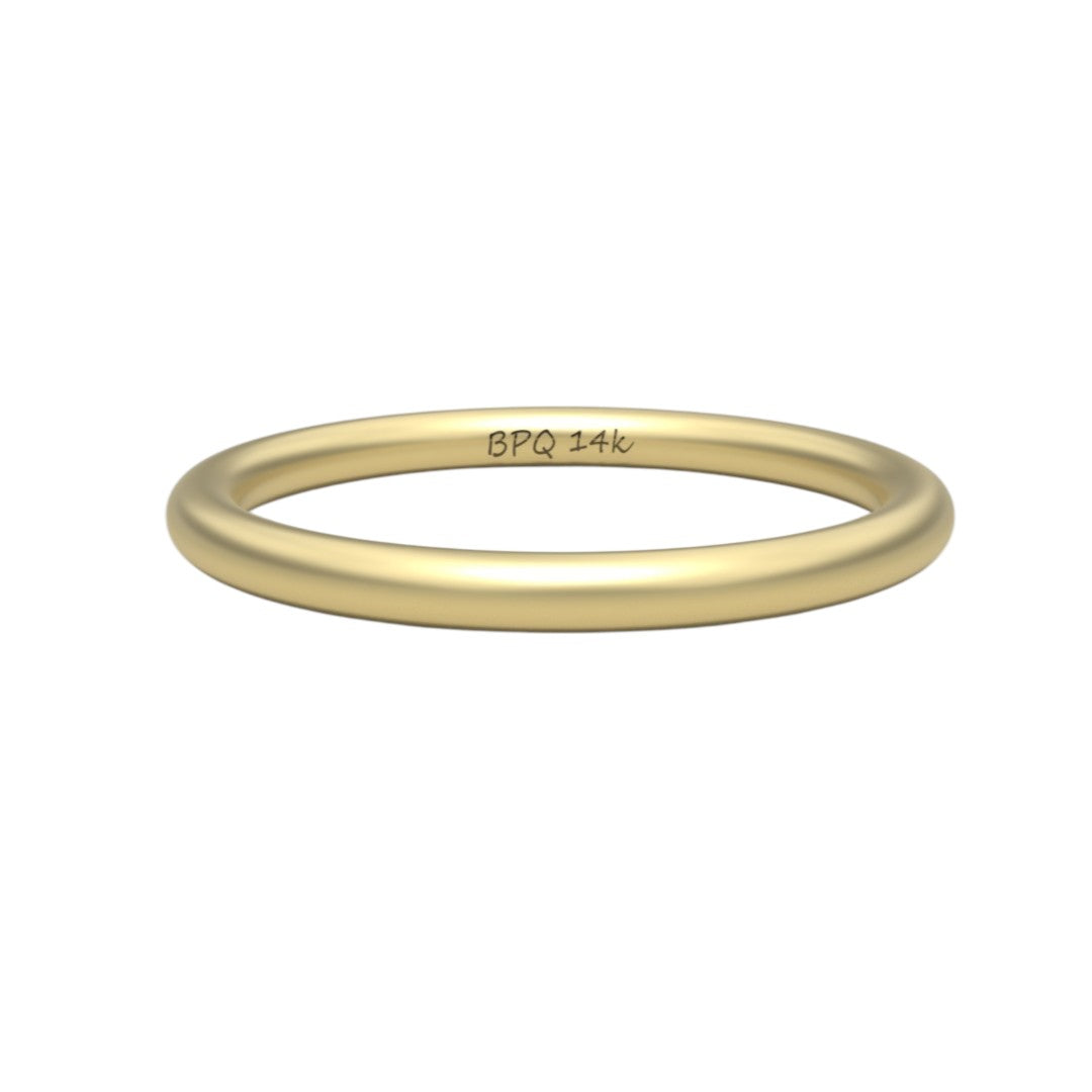 Satin-finish 2 mm wire ring in 14K yellow gold – soft matte sheen band