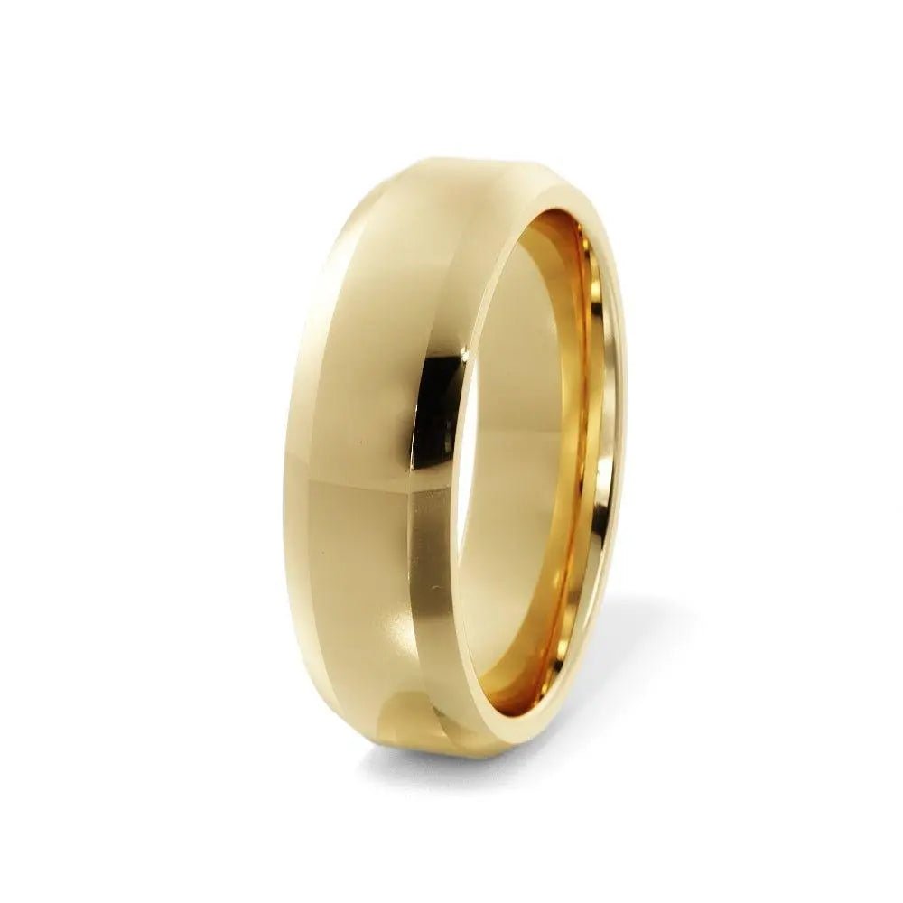 Men's 5mm plain polished wedding band in 14K yellow gold.