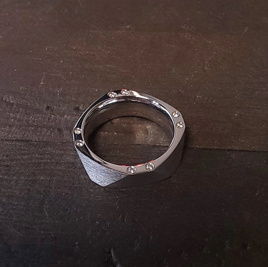 Abstract ring for Individual Expression