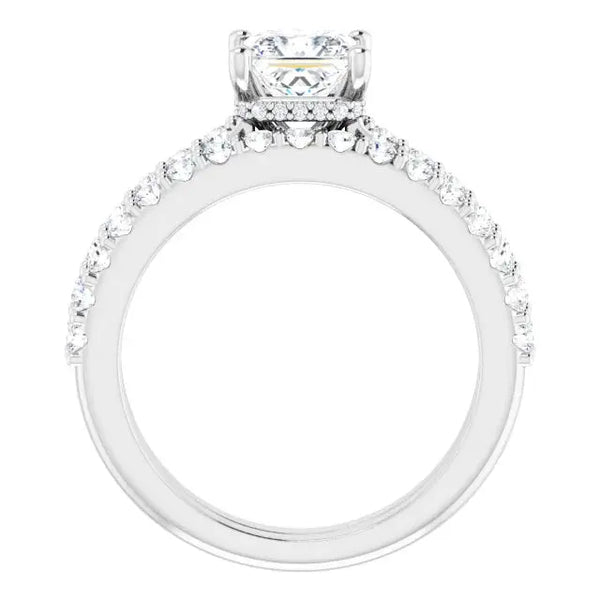 Classic Halo Princess cut Diamond Ring - 9