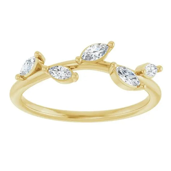 Diamond Leaf Ring in 14K Gold – Nature-Inspired Elegance for Women - 2