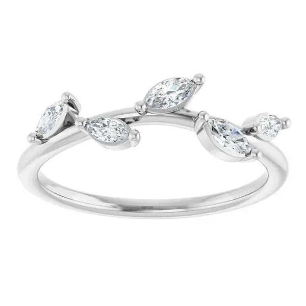 Diamond Leaf Ring in 14K Gold – Nature-Inspired Elegance for Women - 5