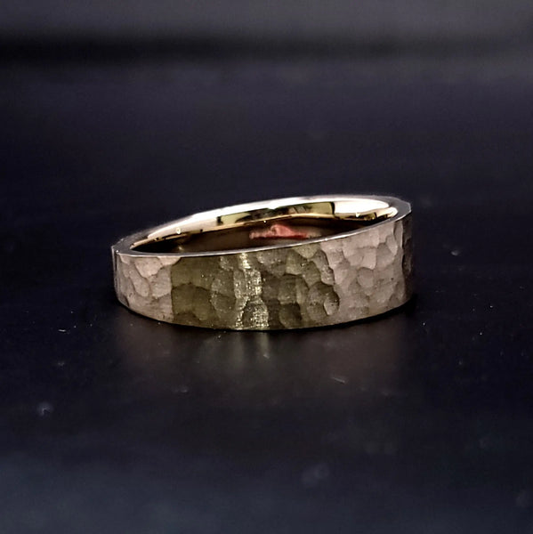 Hammered Tapered Ring in Solid Gold - 3