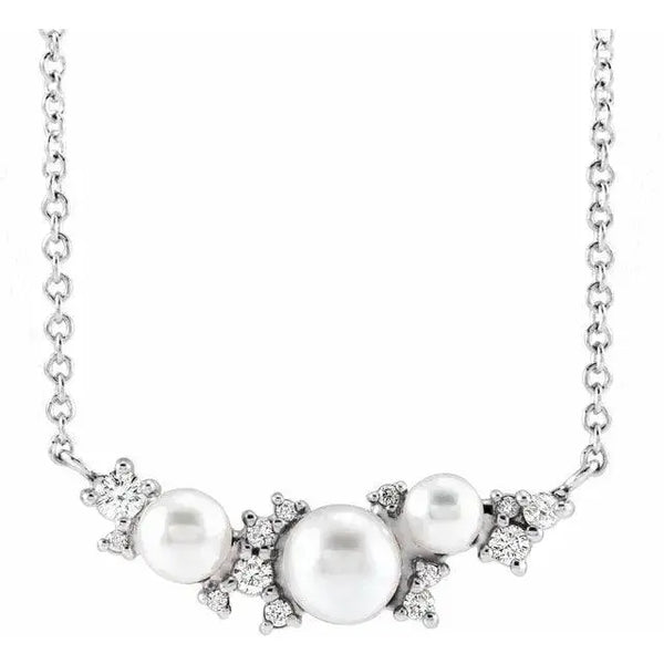 Pearl necklace adorned with diamonds - 5