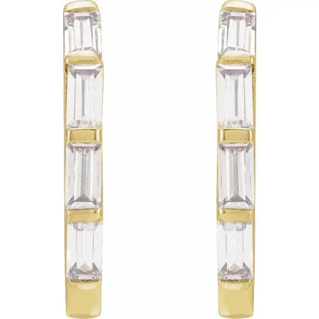 Stylish lab-grown diamond hoop earrings in 14K gold, featuring baguette-cut diamonds for a modern and refined look. Ideal for everyday elegance.