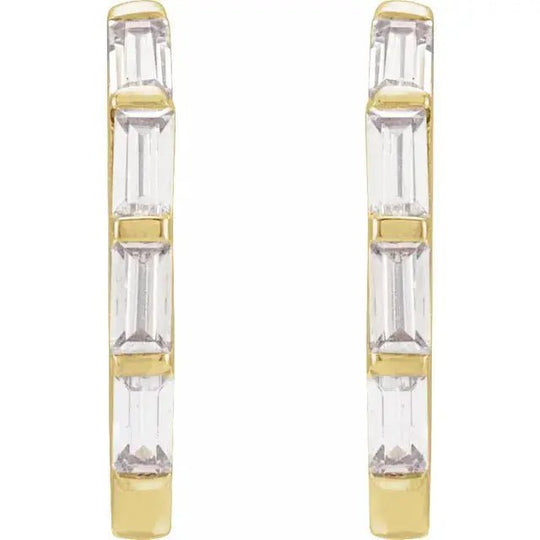 Stylish lab-grown diamond hoop earrings in 14K gold, featuring baguette-cut diamonds for a modern and refined look. Ideal for everyday elegance.