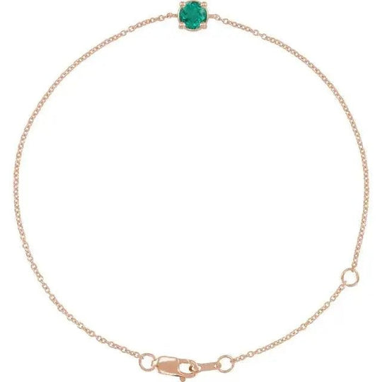 Valentine’s Day emerald bracelet featuring a timeless design