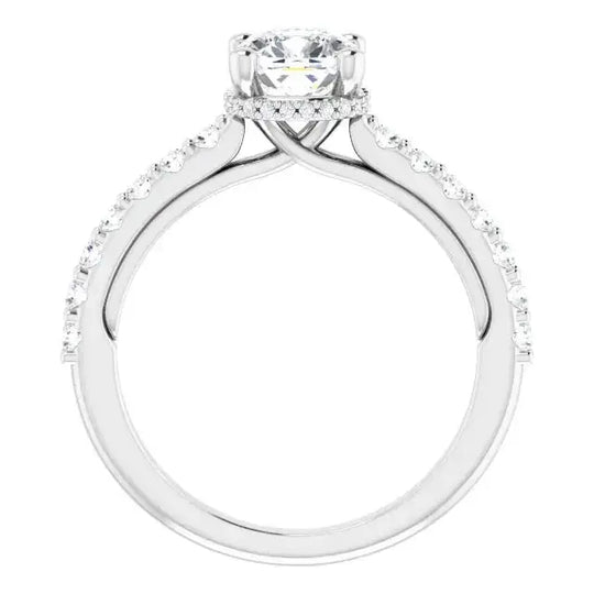 Elegant cushion-cut diamond engagement ring in 14K gold