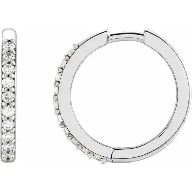 Diamond Hoop Earrings – 15mm White Gold adorned with 0.50 carats of natural diamonds. A sophisticated and modern jewelry piece for any occasion.