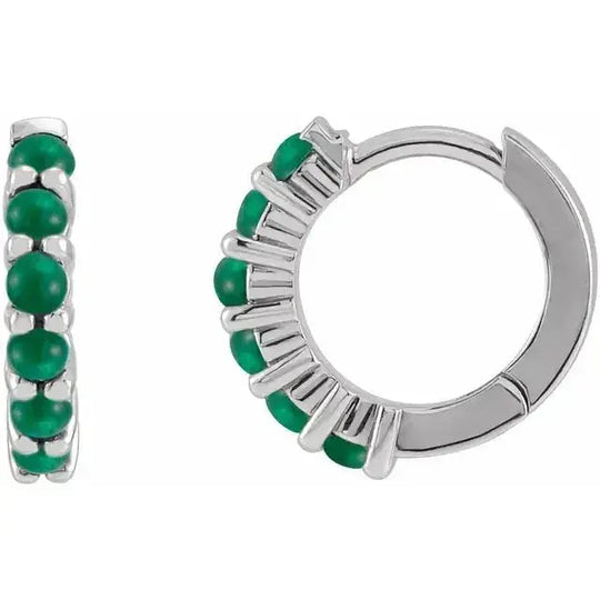 Emerald cabochon hoop earrings in 14K white gold, featuring vibrant green gemstones in a sophisticated and modern design.