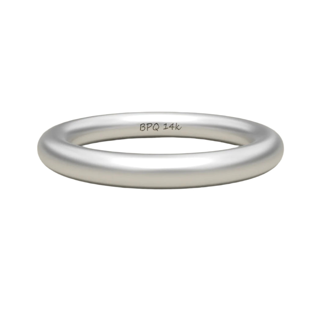 Satin-finish 3 mm wire ring in 14K white gold – subtle satin texture band